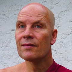Bhikkhu Samahita