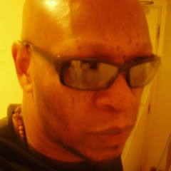 Raphael Dawkins Combat Radio