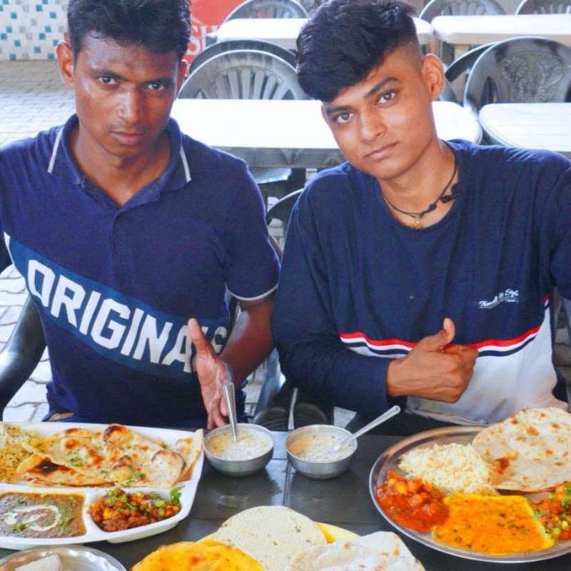 Krishna Vlogs & Street Food