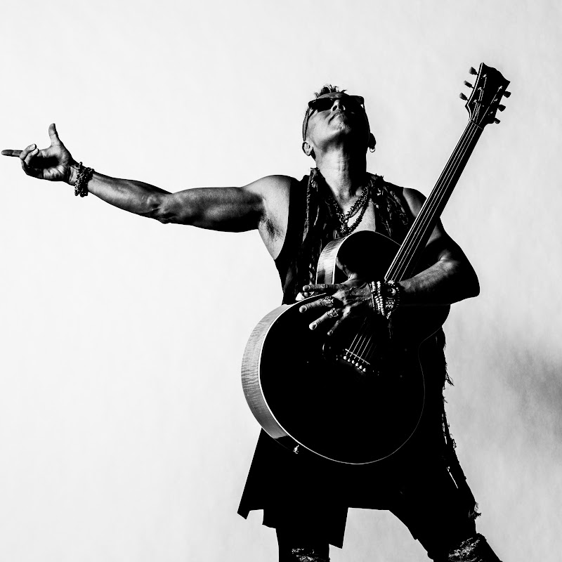 Tsuyoshi Nagabuchiのサムネイル