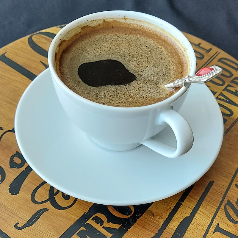 МАГИЯ КОФЕ Гадание на кофейной гуще Logo