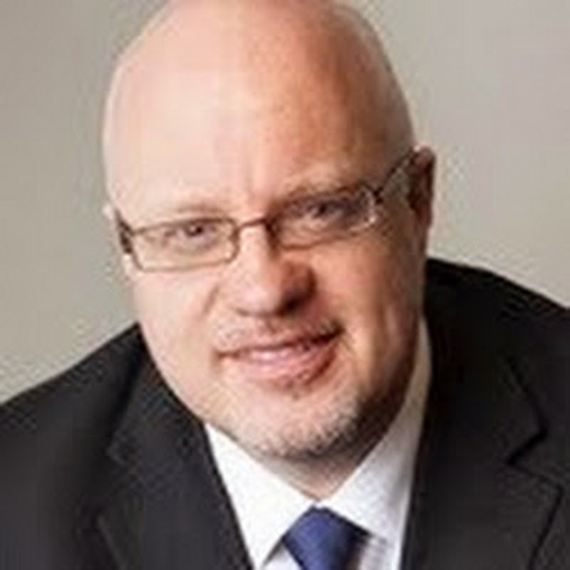 Brett King