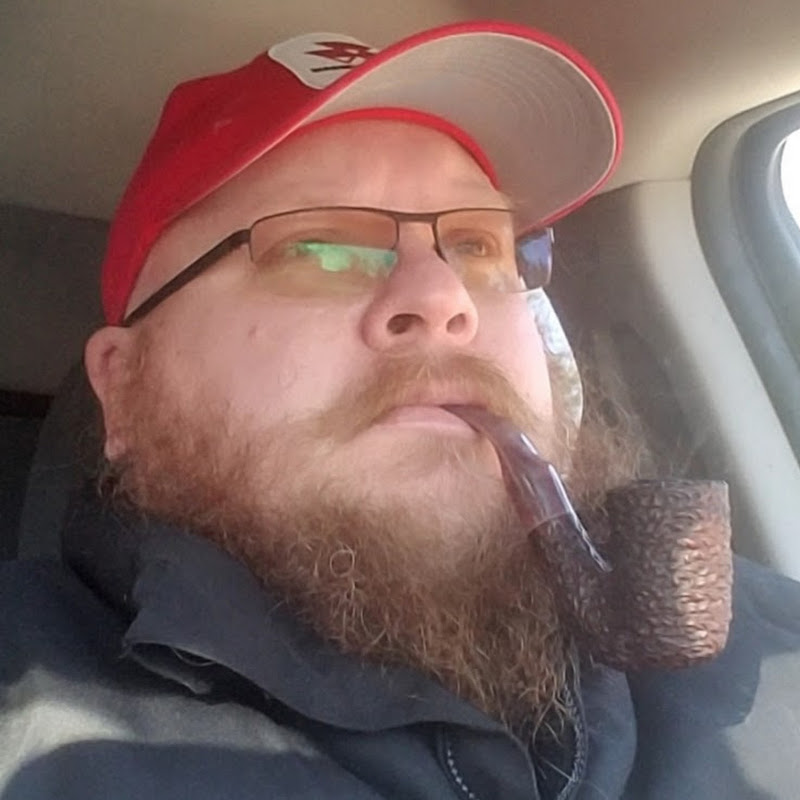 Pipe N' Red Beard