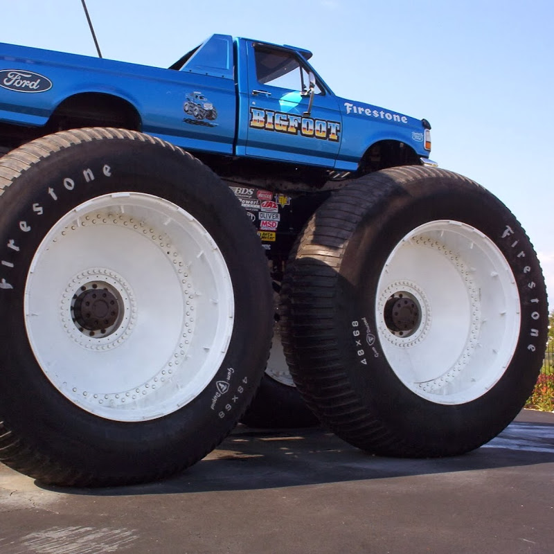 Monster Trucks