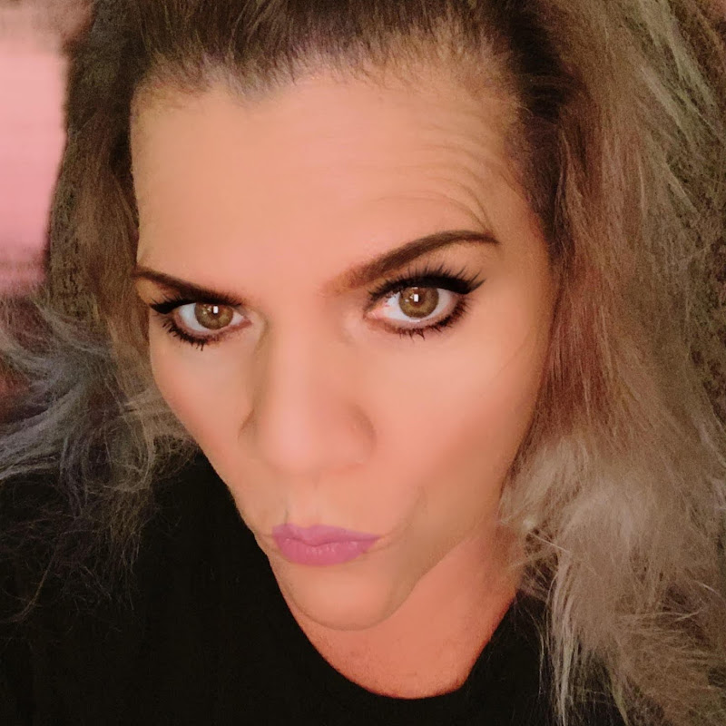 Loretta “Hazeleyes41” Flores
