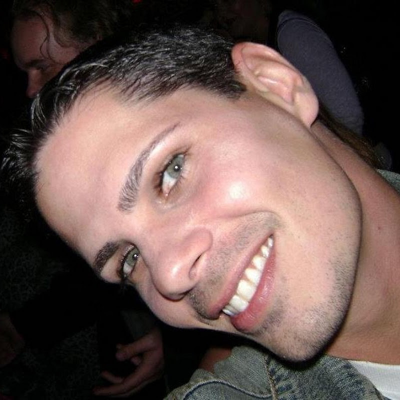 Tim Settle
