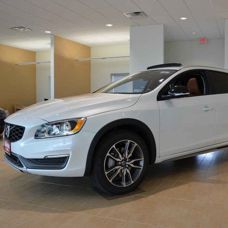 DeMontrond Volvo