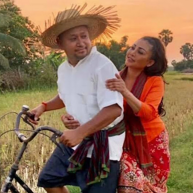 The Bopha & Jonathan's Adventure Show