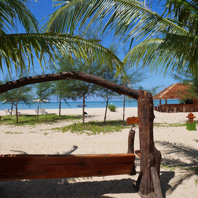 THE SUNSET BEACH RESORT (KOH KHO KHAO)