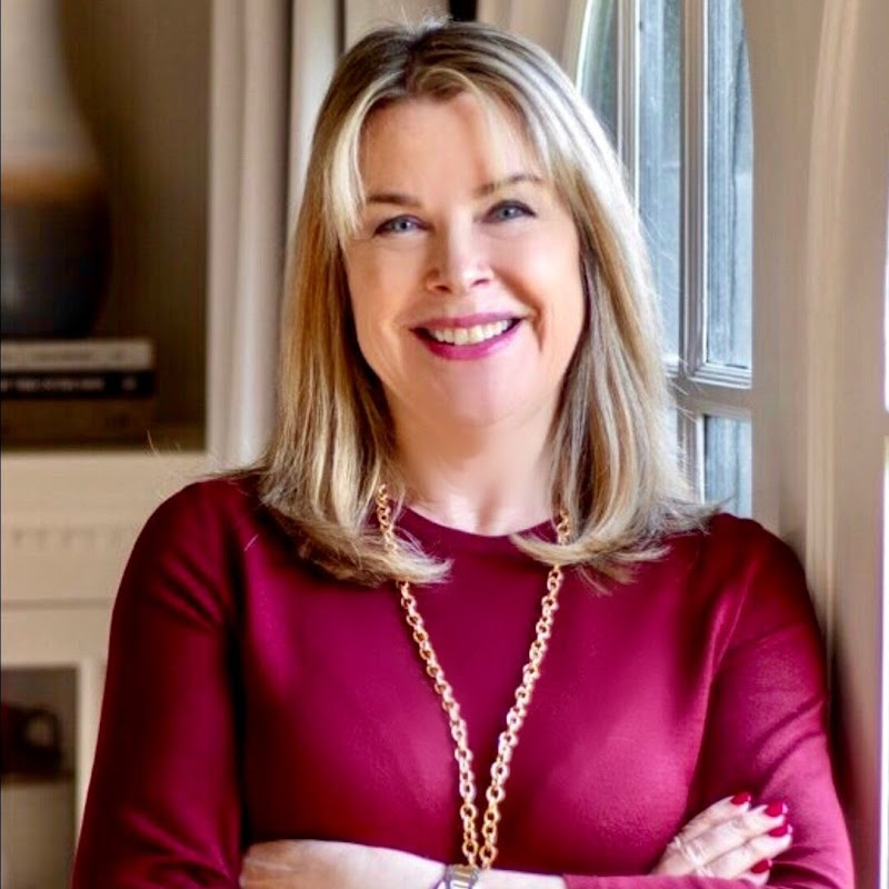 Diana Colin, Real Estate Consultant