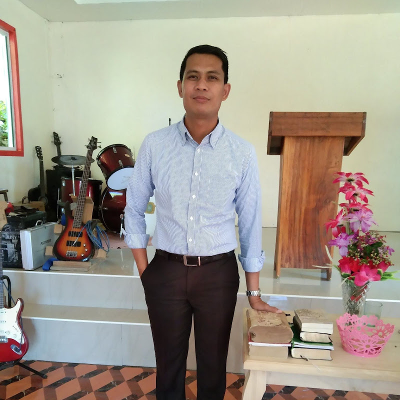 Larry Llaneta