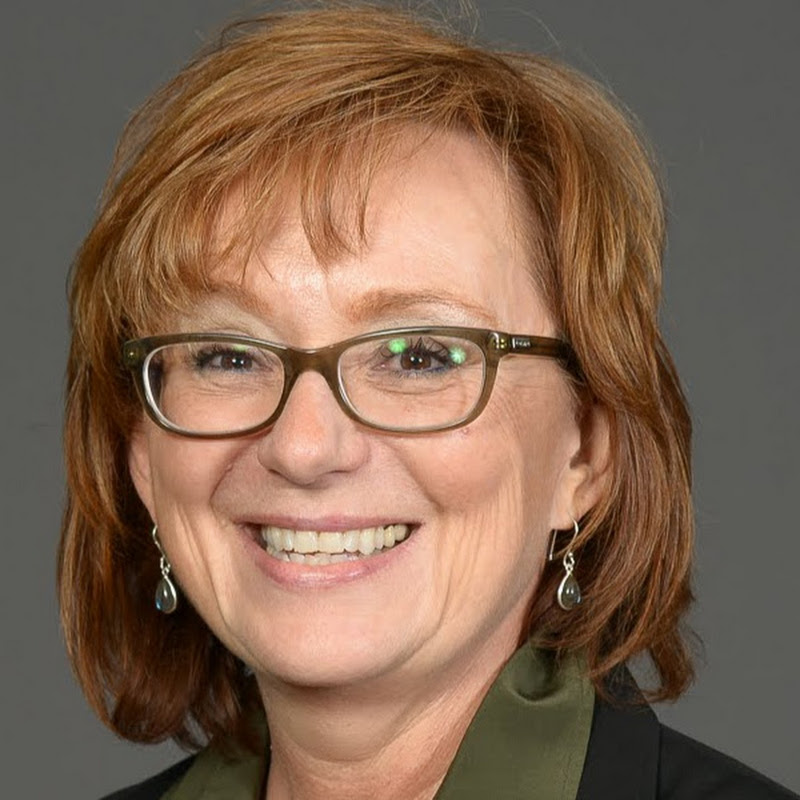 Leslie Blair