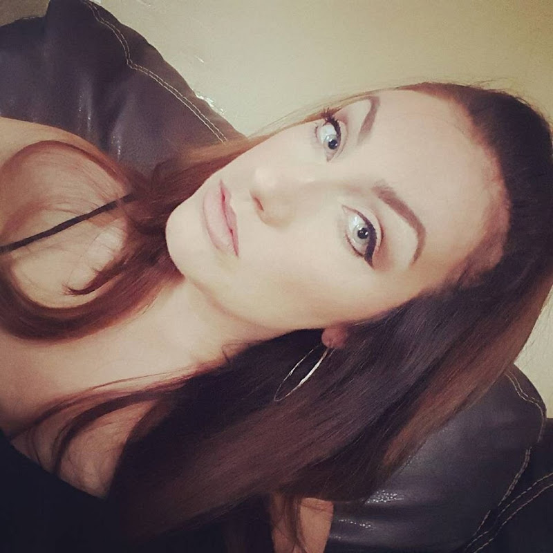 Rachel Daydreams