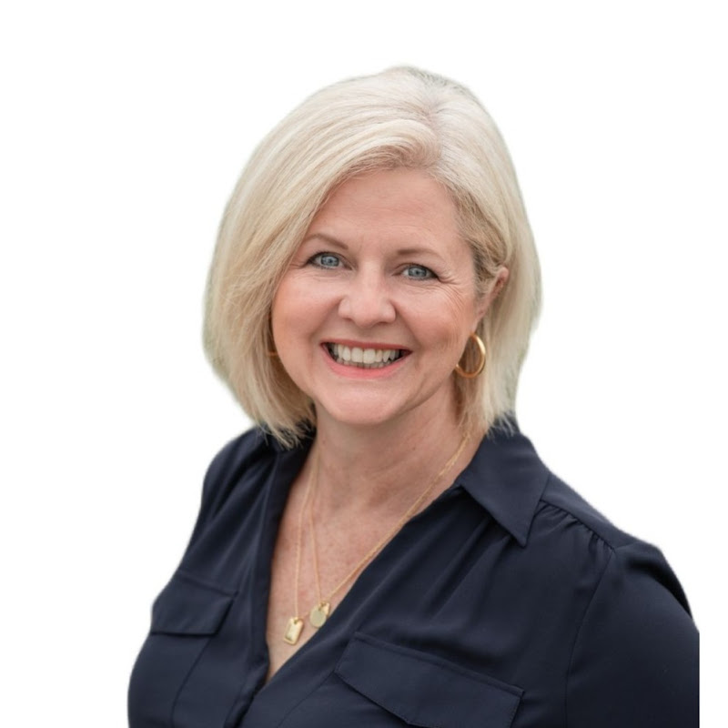 Angela Lockett, Realtor