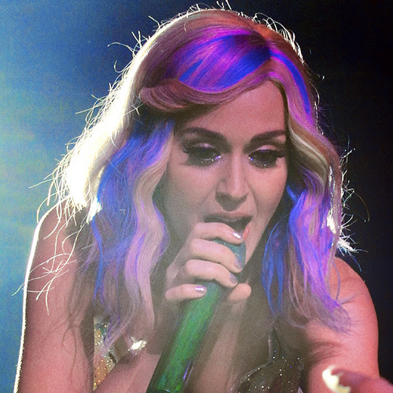Prismatic World Tour