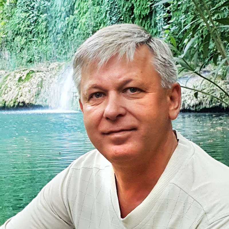 Андрей Станиславович Азаров Logo