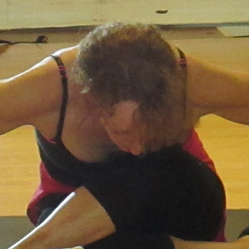 Lisa Simon (SimonSaysDance)