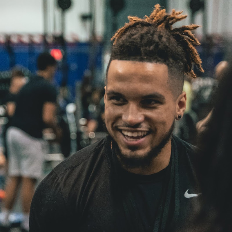 Dallas Bey