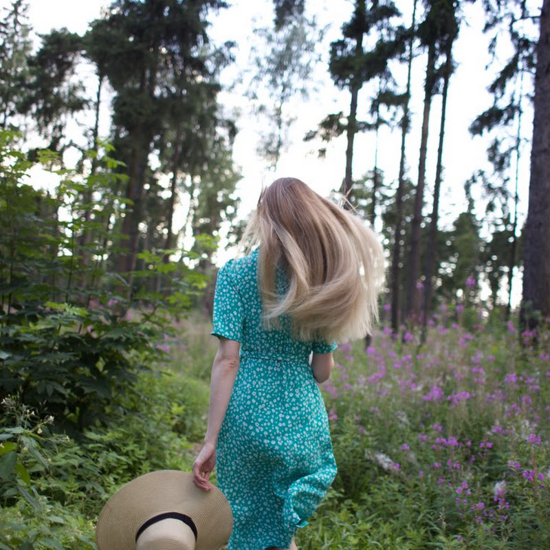 Mariia Valetskaia Logo