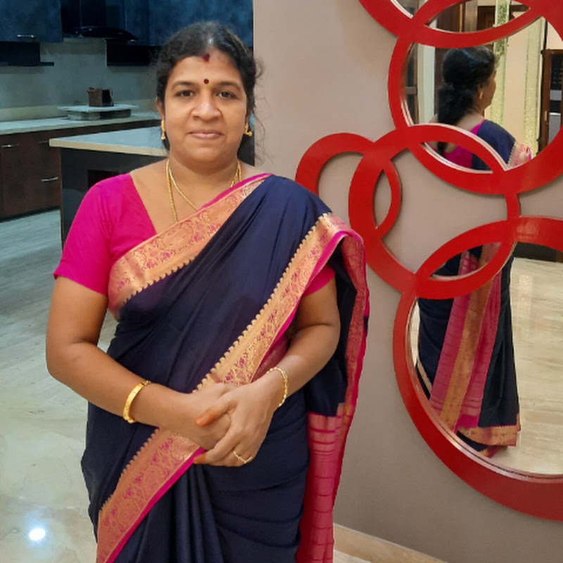 Dr. Lakshmi Bala M icon