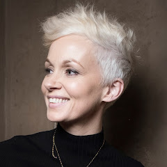 Carolyn Bracken