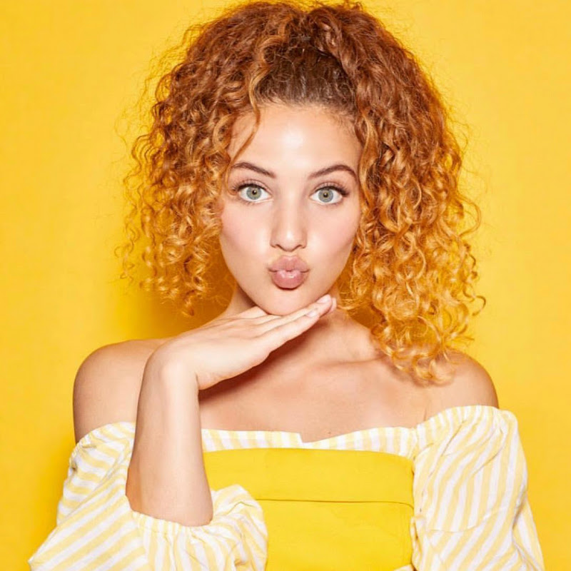 Sofie Dossi Music