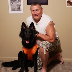 Cleveland Browns Fan: Dawg Pound Dan