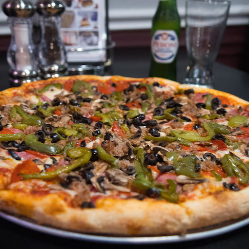 Reale's Italian Cafe