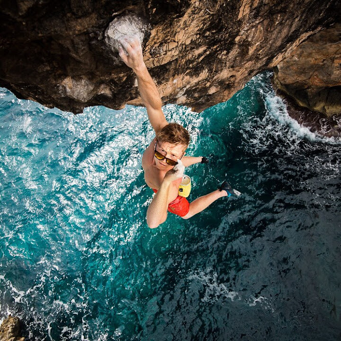 Magnus Midtbø Net Worth & Earnings (2026)