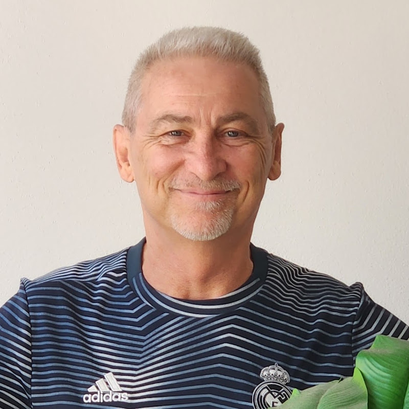 Andrew Rowland