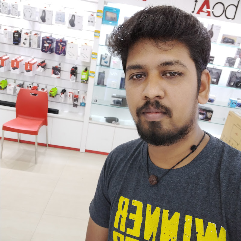 Vinothkumar M