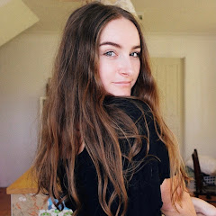 Johanna Clough net worth