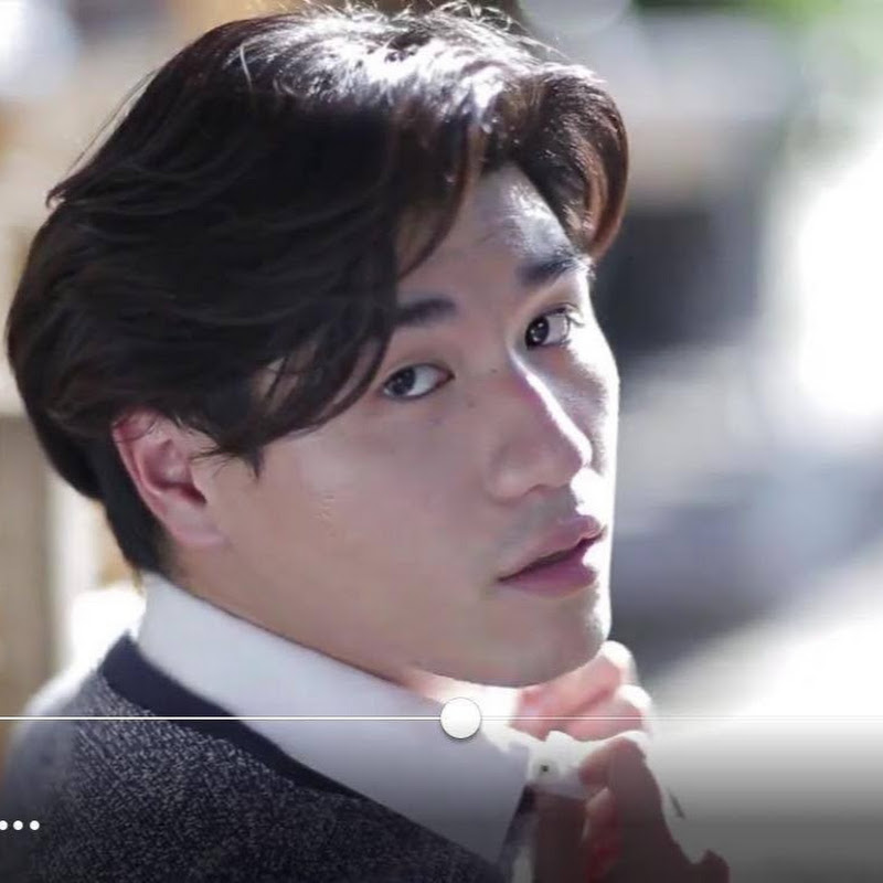 Smile - Men's Grooming