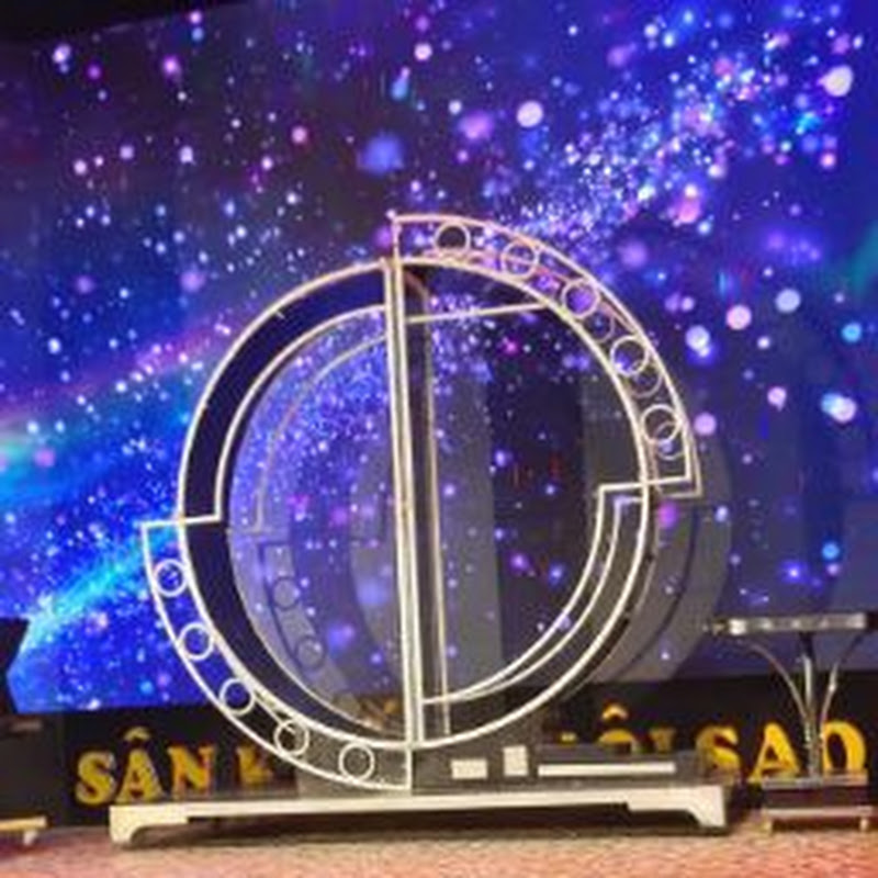 SÂN KHẤU NGÔI SAO