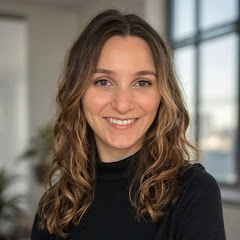 Ana Kirby