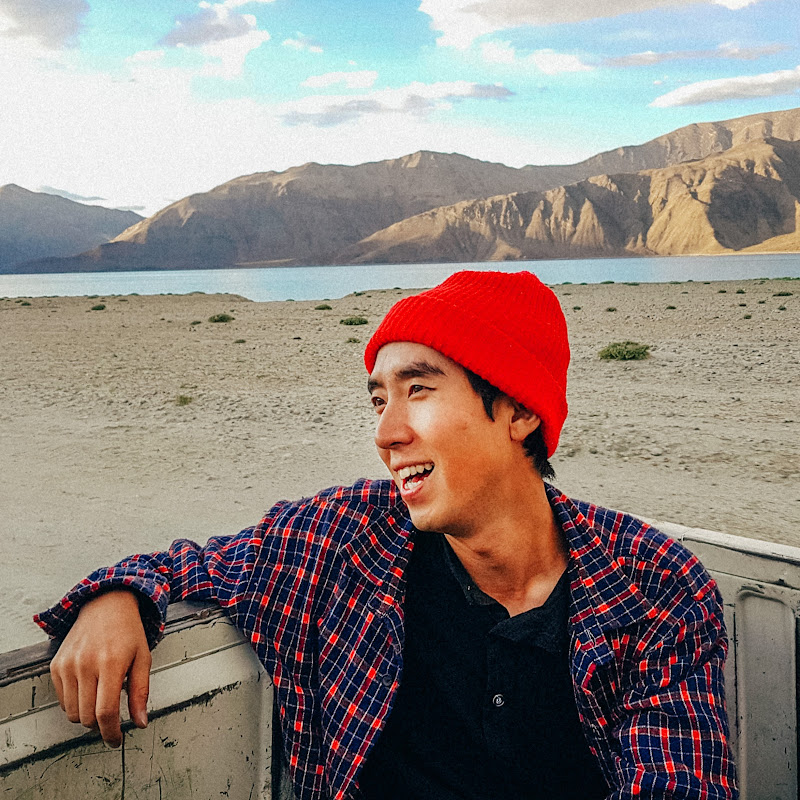 가든의 세계여행 Logo