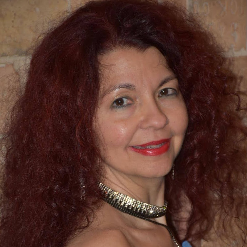 REALTOR ANGELIQUE LARET
