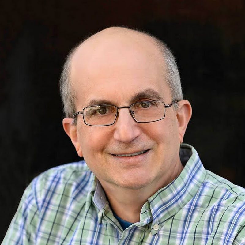 Jules Vuotto's Photo Focus Logo