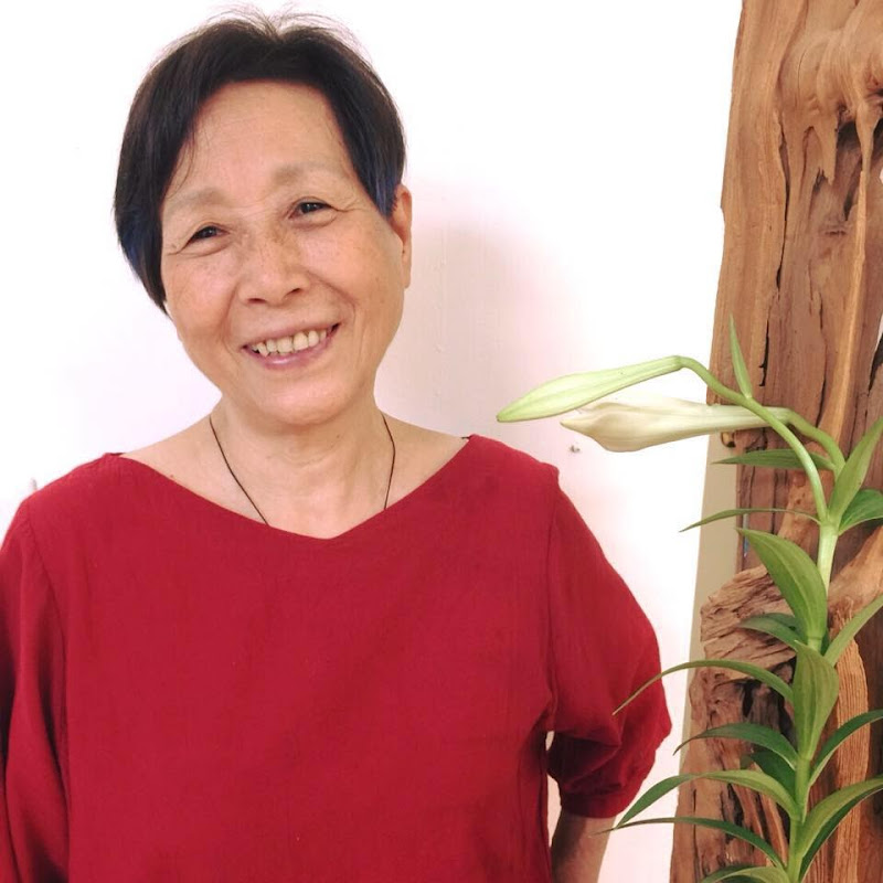 培仁蔬食MAMA Logo