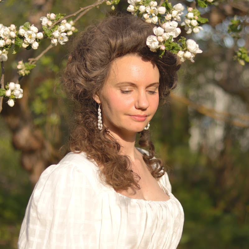 sew_through_time Logo