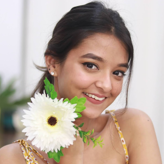 Himadri Patel Net Worth & Earnings (2025)