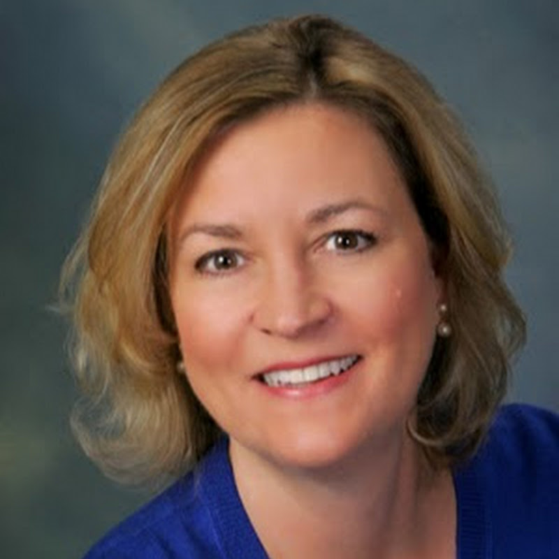 Karen Roth (Holistic Nutritionist)