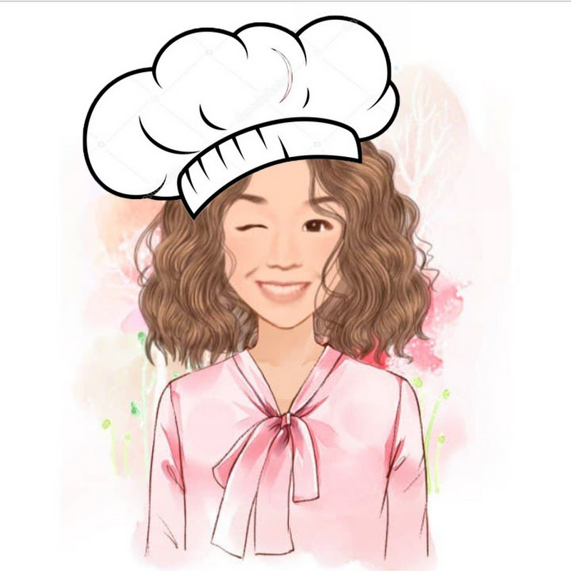 Liliana cooks