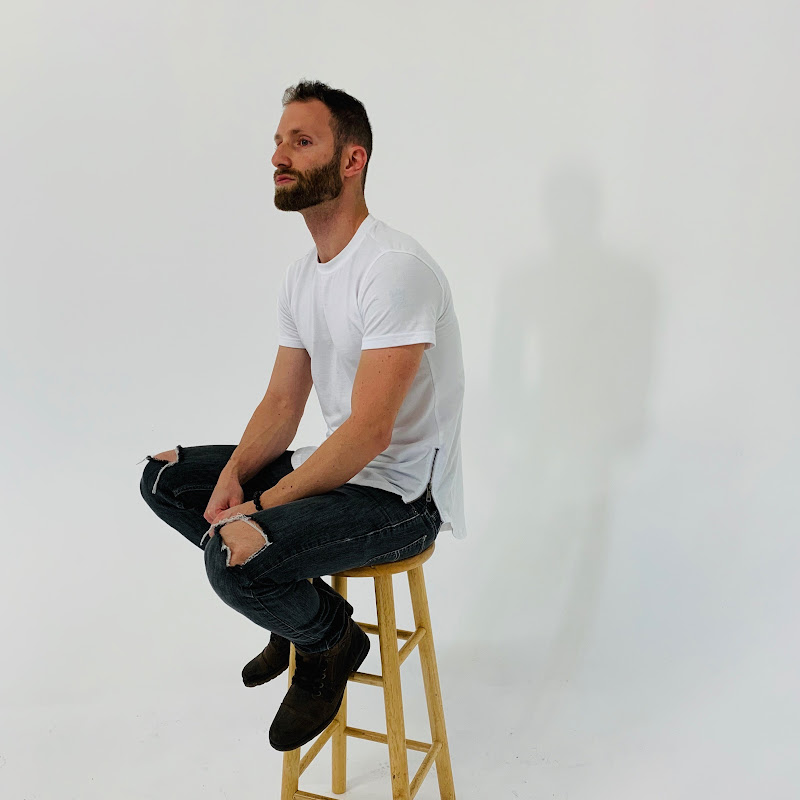DJ
