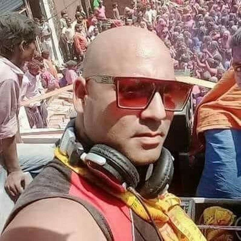 Dj MOHIT the best entertainer dj