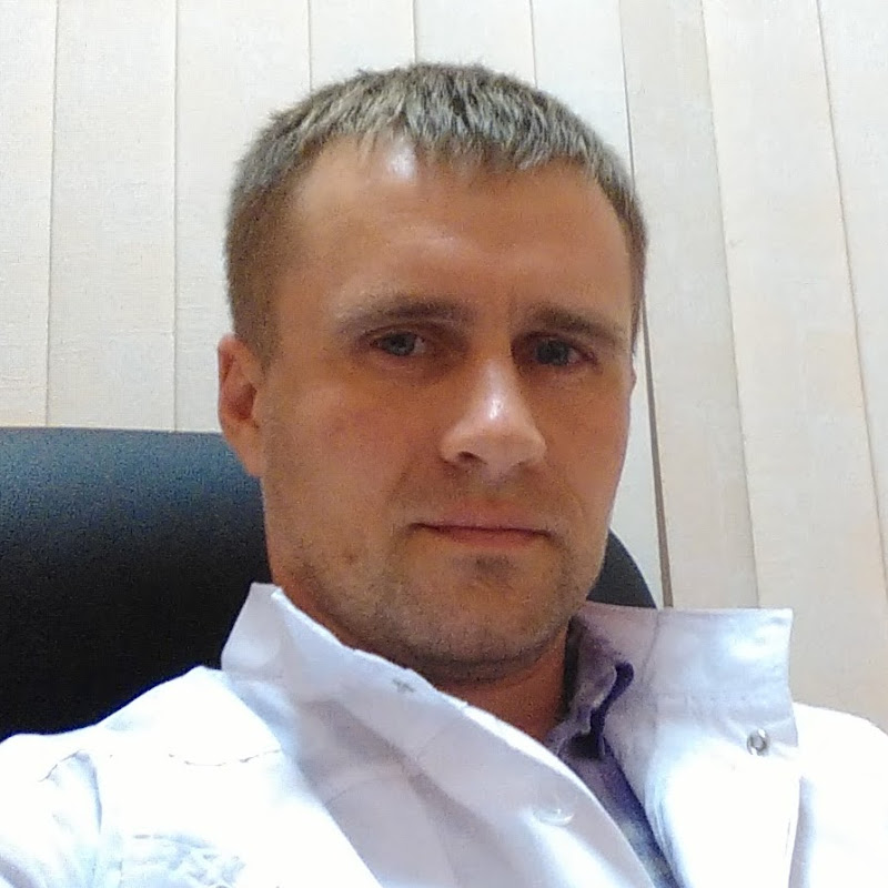 Дмитрий Крупнов Logo