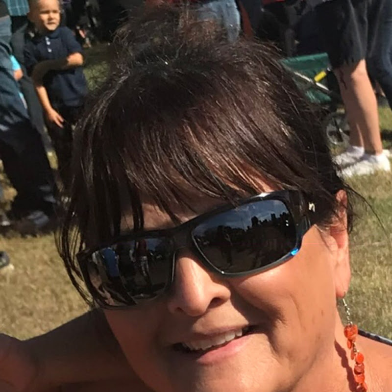 Susie Flores