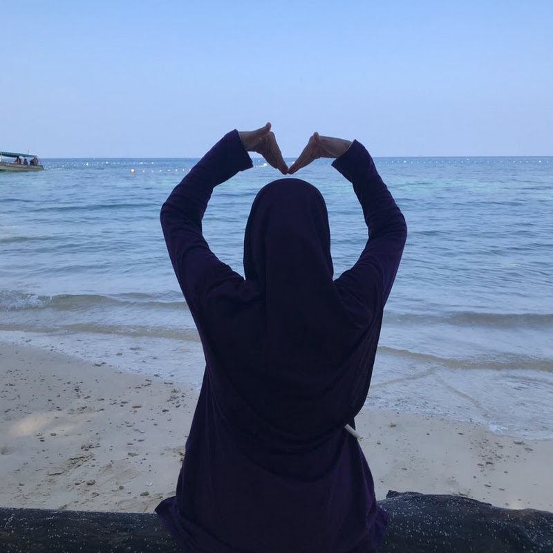 Azmina Nur