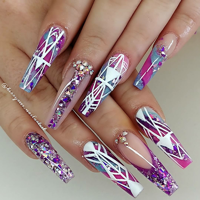 Kerry Rees Nail Artist icon