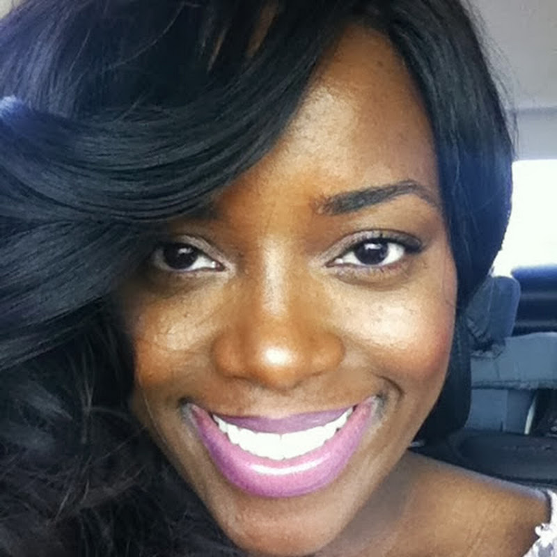 Marriage & Motherhood Logo